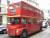un traditionnel bus rouge!!